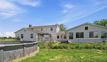 603 E Main St, Anna, OH 45302