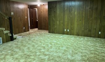509 N 12th St, Albia, IA 52531