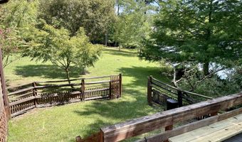 245 Lakeside Dr, Aberdeen, NC 28315
