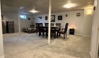 124 Zinnia Dr, Cranston, RI 02920