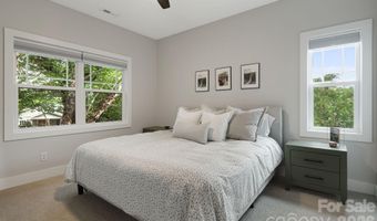 29 Winding Rd, Asheville, NC 28803