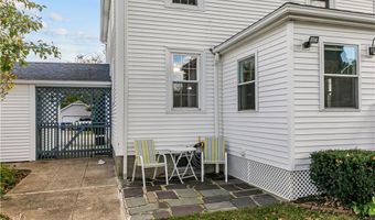 1 Fales St, East Providence, RI 02915