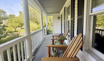54 Muirfield Rd, Burlington, VT 05408