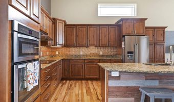 5742 Antelope Dr, Bar Nunn, WY 82601