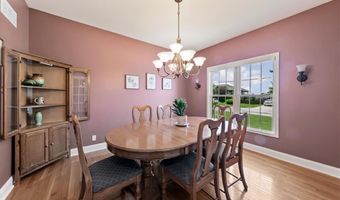 6989 141st St, Basehor, KS 66007