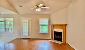 15 Pennine Ln, Bella Vista, AR 72714