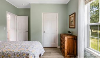 21 Old Pinner Pl, Arden, NC 28704