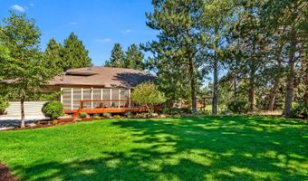3040 NW Clubhouse Dr, Bend, OR 97703