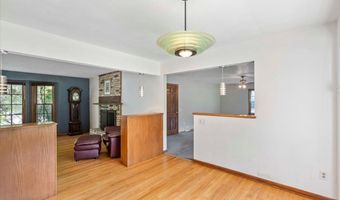 6337 Piping Rock Rd, Madison, WI 53711