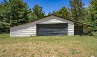 1084 Edgewood Dr, Adams, WI 53910