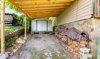 390 Aquone Rd, Andrews, NC 28901