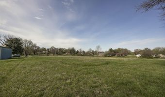 1107 N 3rd St, Bardstown, KY 40004
