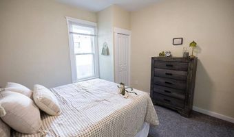 1217 W 3rd St, Anderson, IN 47304