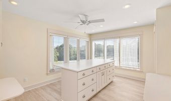 27887 337th Ct, Adel, IA 50003