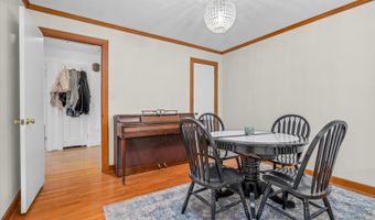 384 Snow Hill St, Ayden, NC 28513