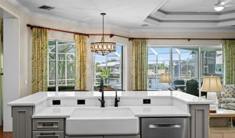 625 BALIBAY Rd, Apollo Beach, FL 33572