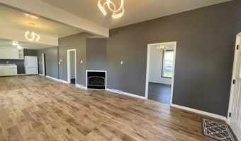 803 11th St, Aurora, NE 68818