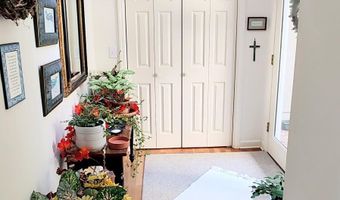 197 Pleasant Point Dr, Beaufort, SC 29907