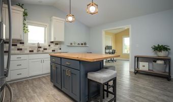 2008 Lakepark Ave, Alexandria, MN 56308