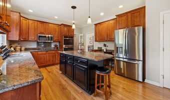 699 Andrea Ct, Cheshire, CT 06410