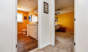 100 Scenery Ln, Johnston, RI 02919