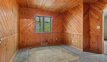 440 BEVERLY Dr, Amherst, WI 54406