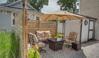 12 N Shore Dr, East Providence, RI 02915