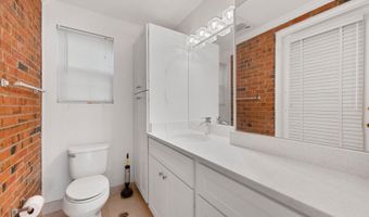 4520 MIDDLETON Ln, Bethesda, MD 20814