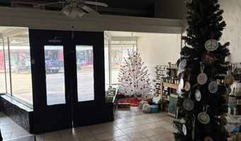 111 E Jackson St, Belzoni, MS 39038
