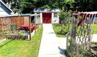 601 ACCOTON Dr, Accokeek, MD 20607