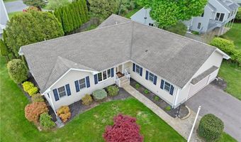 6 Windward Cir, Narragansett, RI 02882