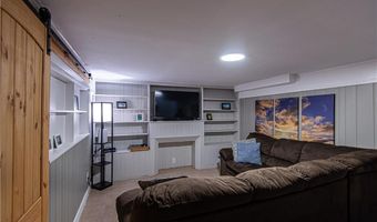 29 OLNEY Ave, North Providence, RI 02911