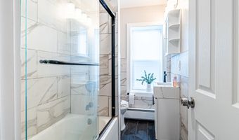213 N PEACH St, Allentown, PA 18102