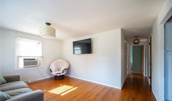 34 Dearborn Dr, East Providence, RI 02915