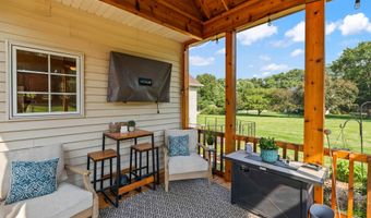 2279 Pheasant Ridge Ln, Ames, IA 50010