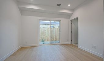 2404 S Cochran Ave, Los Angeles, CA 90016