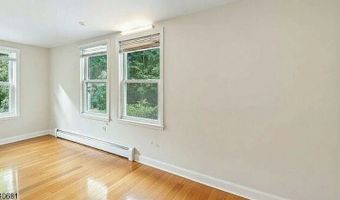 26 Harrison St B, Andover, NJ 07801
