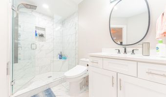 2376 Westbrooke Cir S, Ann Arbor, MI 48105