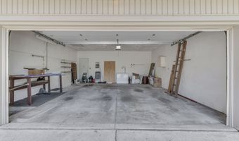 6843 Glacier Dr, Indianapolis, IN 46217