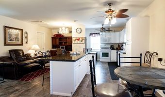 521 N Calhoun Shores Pkwy, Calhoun Falls, SC 29628
