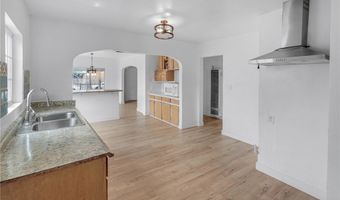 902 N Mayo Ave, Compton, CA 90221