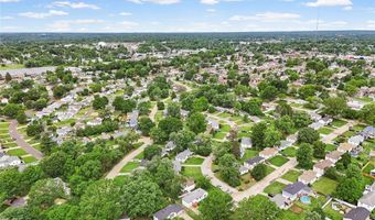 9557 Cantwell Dr, Affton, MO 63123