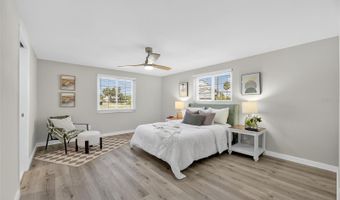 635 JAMAICA Cir E, Apollo Beach, FL 33572