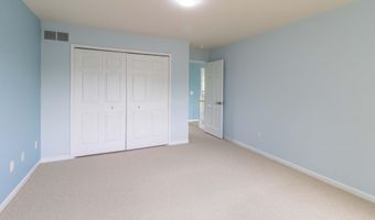 2864 Mystic Dr, Ann Arbor, MI 48103