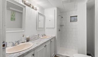 17 Park Ln, Coventry, RI 02816