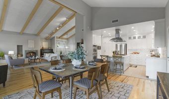 6829 Corintia St, Carlsbad, CA 92009