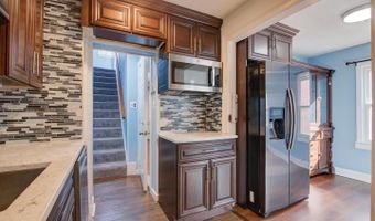 2258 ARLINGTON Ter, Alexandria, VA 22303