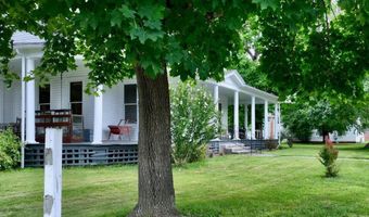 192 Clay St, Alderson, WV 24910