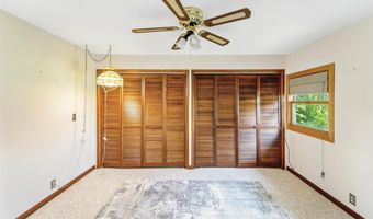 1404 Nile Kinnick Dr S, Adel, IA 50003