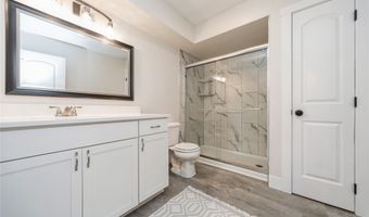218 NE Mandy Ln, Ankeny, IA 50021
